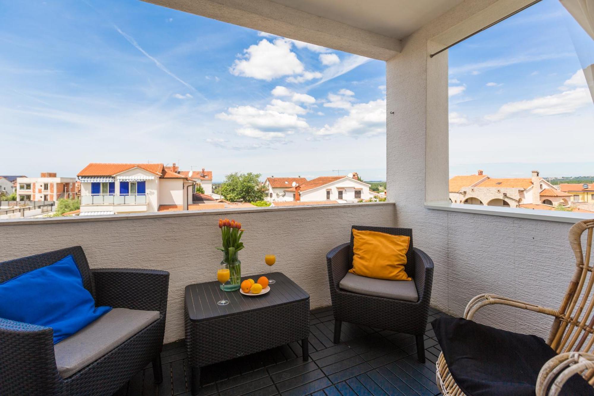 Apartment Blu Porec Esterno foto